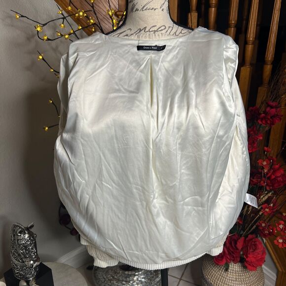 Doe & Rae Women's Cream color Sherpa Zip Up Bomber Jacket Size M - Picture 7 of 8